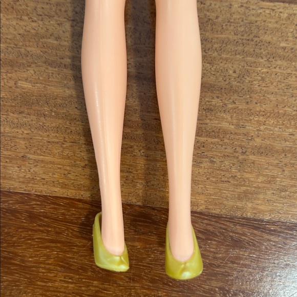 Two Barbie Vintage 1998 and 1994 Happy Holidays Edition, one NIB - Picture 12 of 12